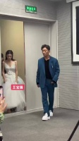 王宝强回应黄渤调侃，幽默化解尴尬