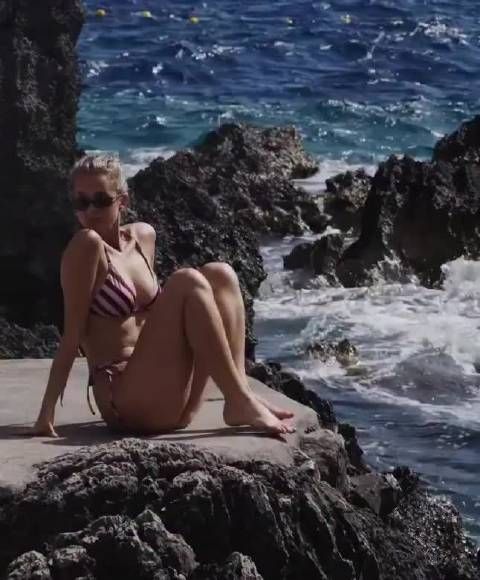 250629 海浪声 葡萄牙女演员Margarida Corceiro 泳衣拍摄花絮