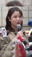 林心如排队为女儿买labubu