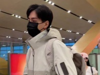 今天认真体会了一下胡一天的造型魅力