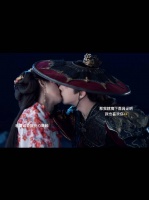 李一桐和刘宇宁特殊吻戏来了：接吻的时候由于喝醉了突然睡着了！