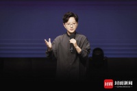 跟着王珮瑜感受京剧魅力，十岁小花旦登台致敬｜名人大讲堂
