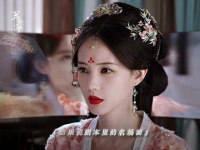 每一道凸起的脉络都在诉说宋一梦李一桐Q 内心翻涌的不甘与挣脱