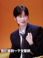 李宇春，原本我妈妈给我设定的人生轨迹是成为一名女警 新歌上线 安利