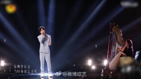 陈楚生改编《像疯了一样》引全场静默,情歌嗓诠释故事感