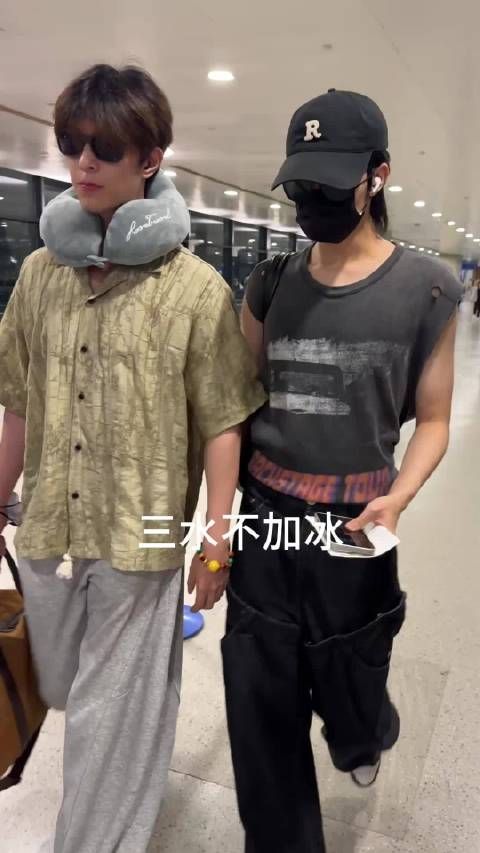 和@伯姨侄女之家 真的是被爸爸妈妈认证过的女儿了