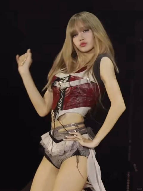 Lisa一回归就是王炸！