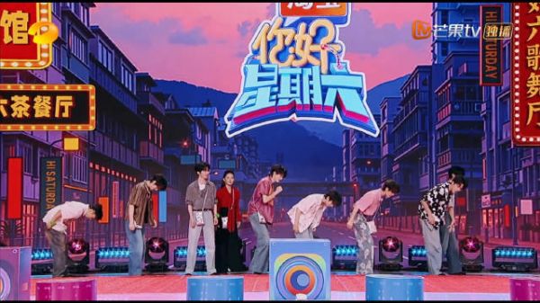 哥几个反应速度这么快,跳的很熟练啊