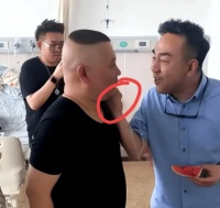 杨议失靠山！郭德纲深夜悼念杨少华，杨议相声路还能走多远？
