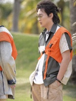 许文赫贾冰同台比拼厨艺，稳狠风格引热议