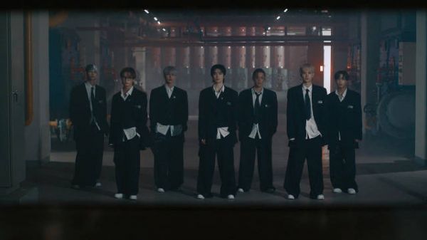 1年前的今天发行的NCT127《WALK》