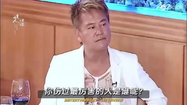 陈百祥:当年为了谭咏麟曾公开抨击哥哥张国荣,如今很后悔做错了