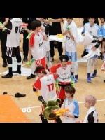 大宝宝遭大吉偷袭后转头寻凶