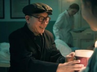 命运给予他最残酷的审判，是将他的过错提前降临在他最珍视之人身上