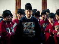 和 于谦 既是君臣，也是知己，更是亦师亦友的关系