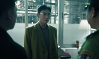 发小王辉被撞成植物人，前妻又被抓，卢少骅却再次逃过一劫！