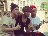 依旧生图 早期 吴世勋 鹿晗