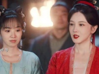 “女性的力量一直震耳欲聋，我们也可以成为自己的参天大树” 谭松韵蜀锦人家