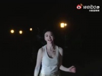 景甜女友视角视频无退出键引热议