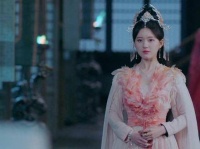 凤隐对元启毫无叙旧之意，甚至觉得过去种种不堪回首，赵露思 王安宇