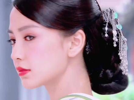 敢爱敢恨的云歌 Angelababy
