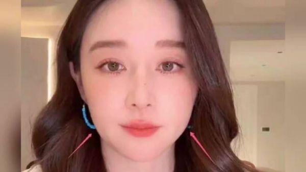 阚清子宣布怀孕