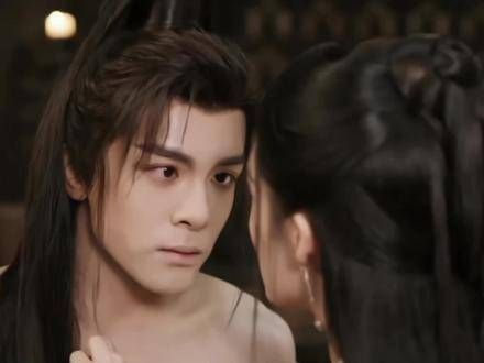 满满的爱意再也掩饰不住 李沁
