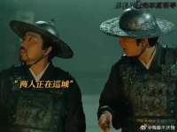 “感受下飞鱼服和绣春刀的压迫感有多强！”