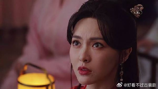 俩人来找阿修，结果人没找到自己暴露了