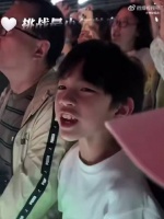 陈小春经典歌曲《0932》《算你狠》引发听众共鸣