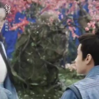 梅超风为救黄药师硬接欧阳锋杀招，断腕自废武功重归师门