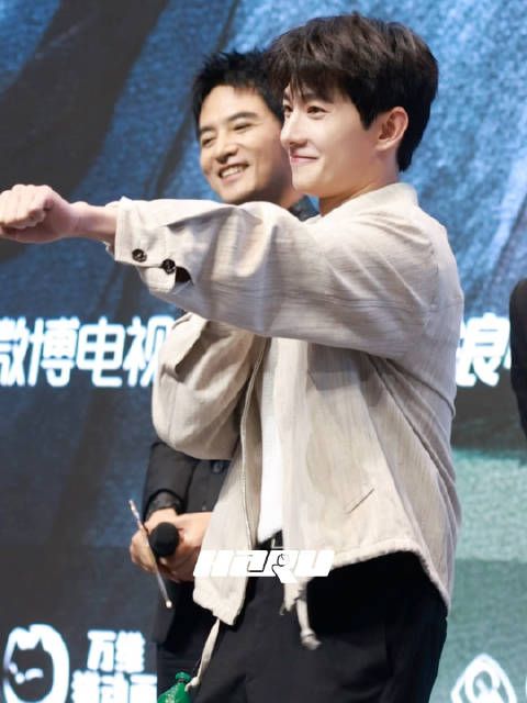 再冷漠的女人看到杨洋跳手势舞都会笑出声来