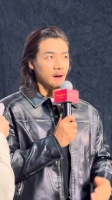 此沙嘴瓢称成龙是自己粉丝，现场观众爆笑