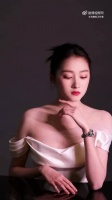 关晓彤找到了适合自己的美丽路线