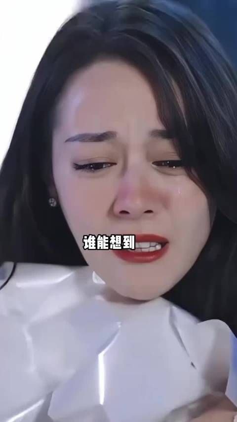 《利剑玫瑰》开播，闫青妤回应迪丽热巴怀孕质疑