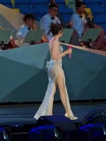 天呐，莫文蔚身材还是那么性感！