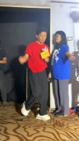 八角笼中 映后，宝强哥今天状态不错！