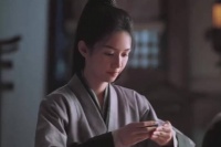 周也丞磊《锦月如歌》女扮男装获赞，国产剧现有效反套路