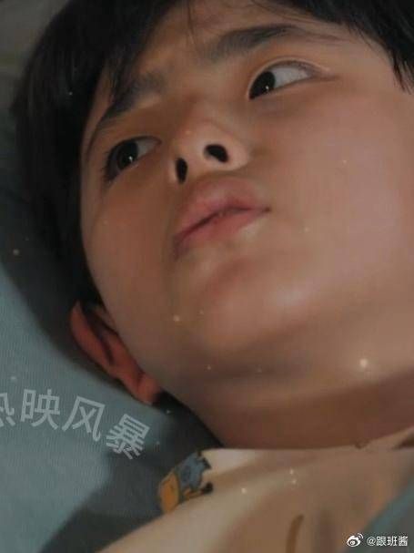 路晨好奇归晓工作,大半夜扒拉秦晓楠打听