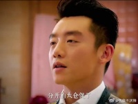 “原来不是她的心捂不热 是能捂热的人不是你”