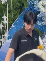 胡一天新剧《天才少女》开机，700天后首进组