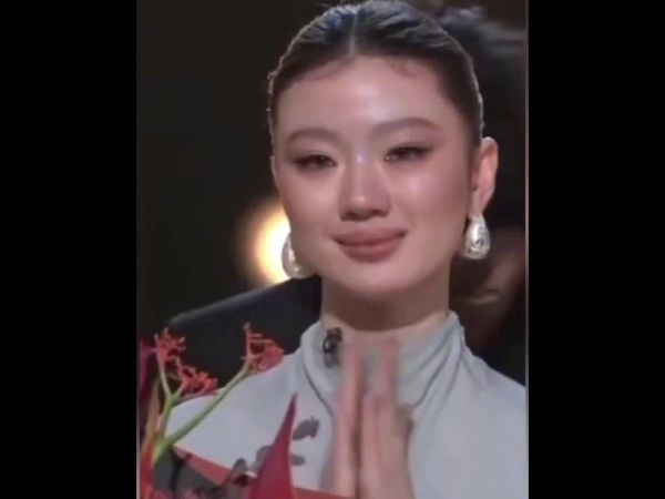 歌手2025总决赛陈楚生夺冠,单依纯泪洒现场