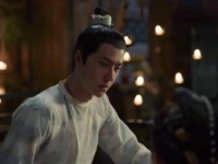 王一博在《风起洛阳》里展现出了不一样的狠劲