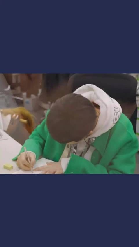宁宁在线发微博 在线回复……是的呢 好可爱呀