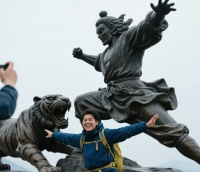 水浒传》里武松打虎写得真精彩，可真实历史上，真有过类似的事儿不？你听说过没？