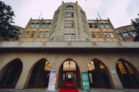 世界文学目光汇聚上海 探讨“流变与转化中的古典”