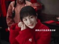 她像是被偷走了气运的女主，一天失去了所有
