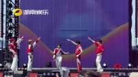 看看@燃少训练营 的弟弟们第一个音乐节舞台表现怎么样吧