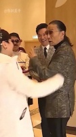 谢贤狄波拉离婚30年后境遇迥异，狄波拉再婚幸福谢贤健康亮红灯