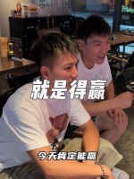 我深信不疑，在背后默默支持我的，正是你